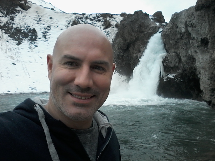 Hiking Embalse el Yeso, Chile